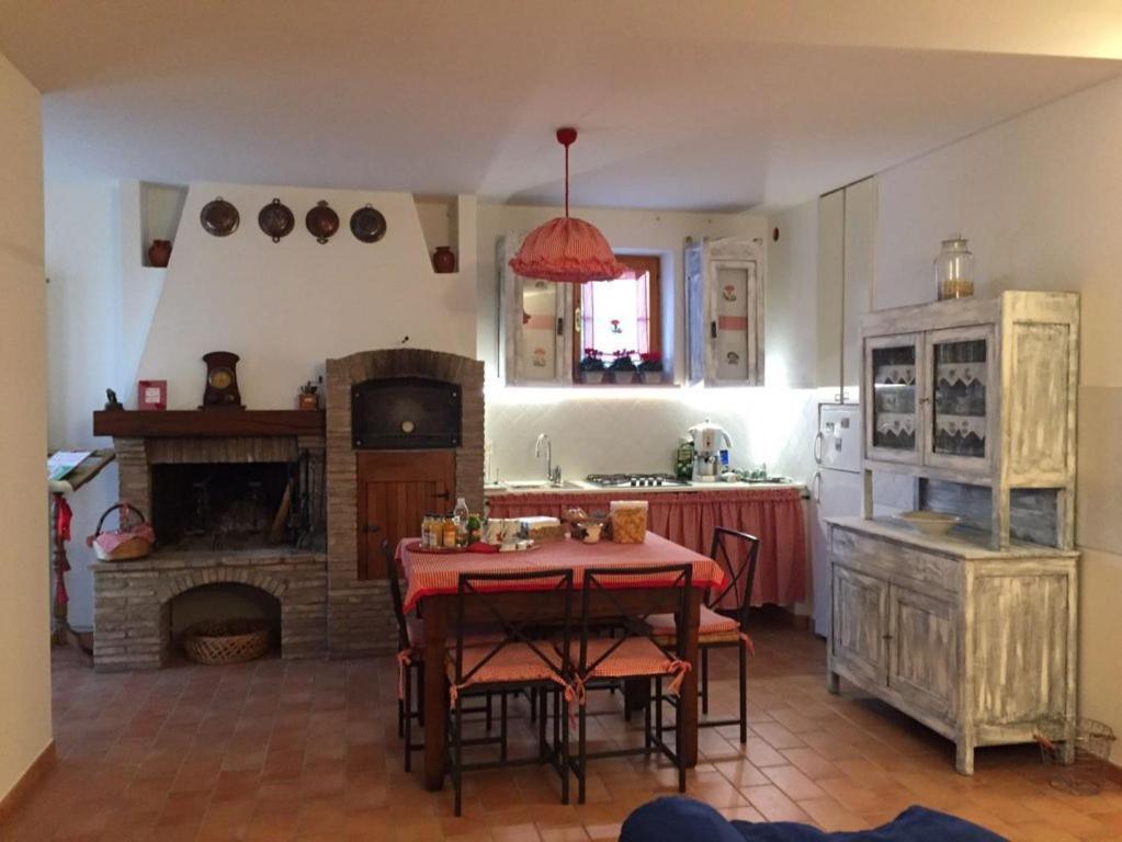 B&B Margherita Le Fiabe Sant'Agata Feltria Bagian luar foto